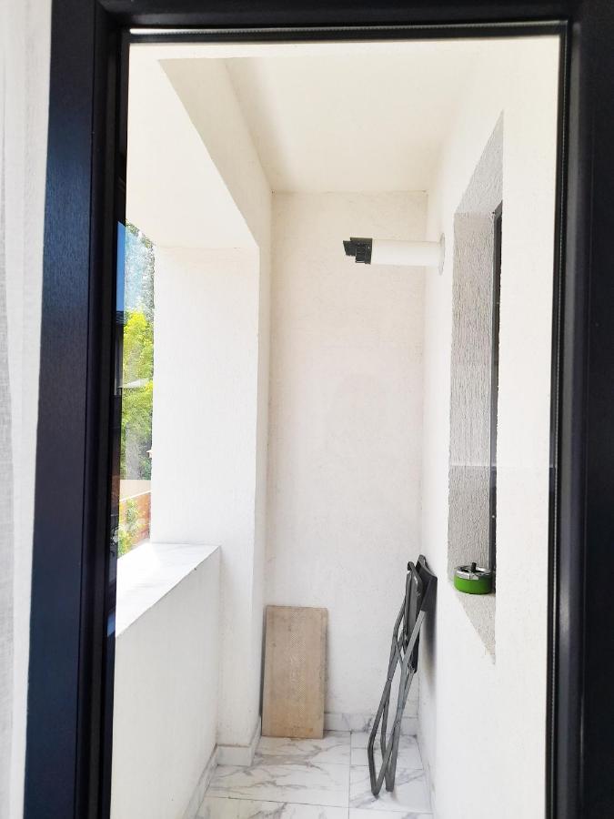 Apartamento White Flat Bucarest Exterior foto